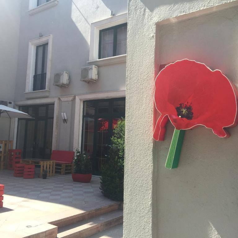 Hotel Rimini 地拉那 外观 照片